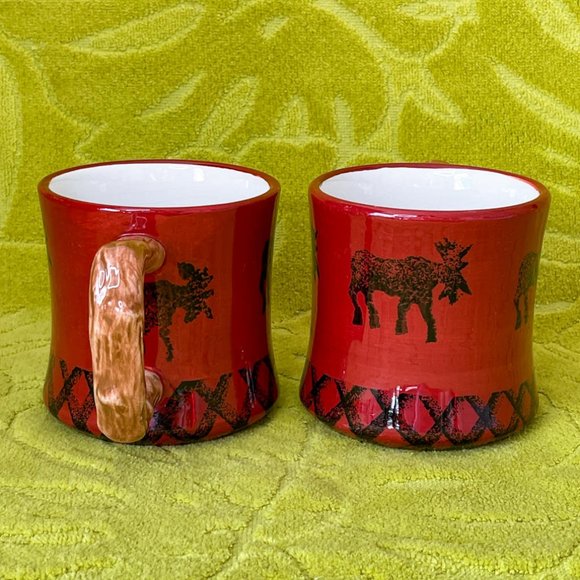 Woolrich Cabin Fever by ZRIKE 2 Ceramic Mugs Hand Painted Red Cottage Holiday - Picture 5 of 11